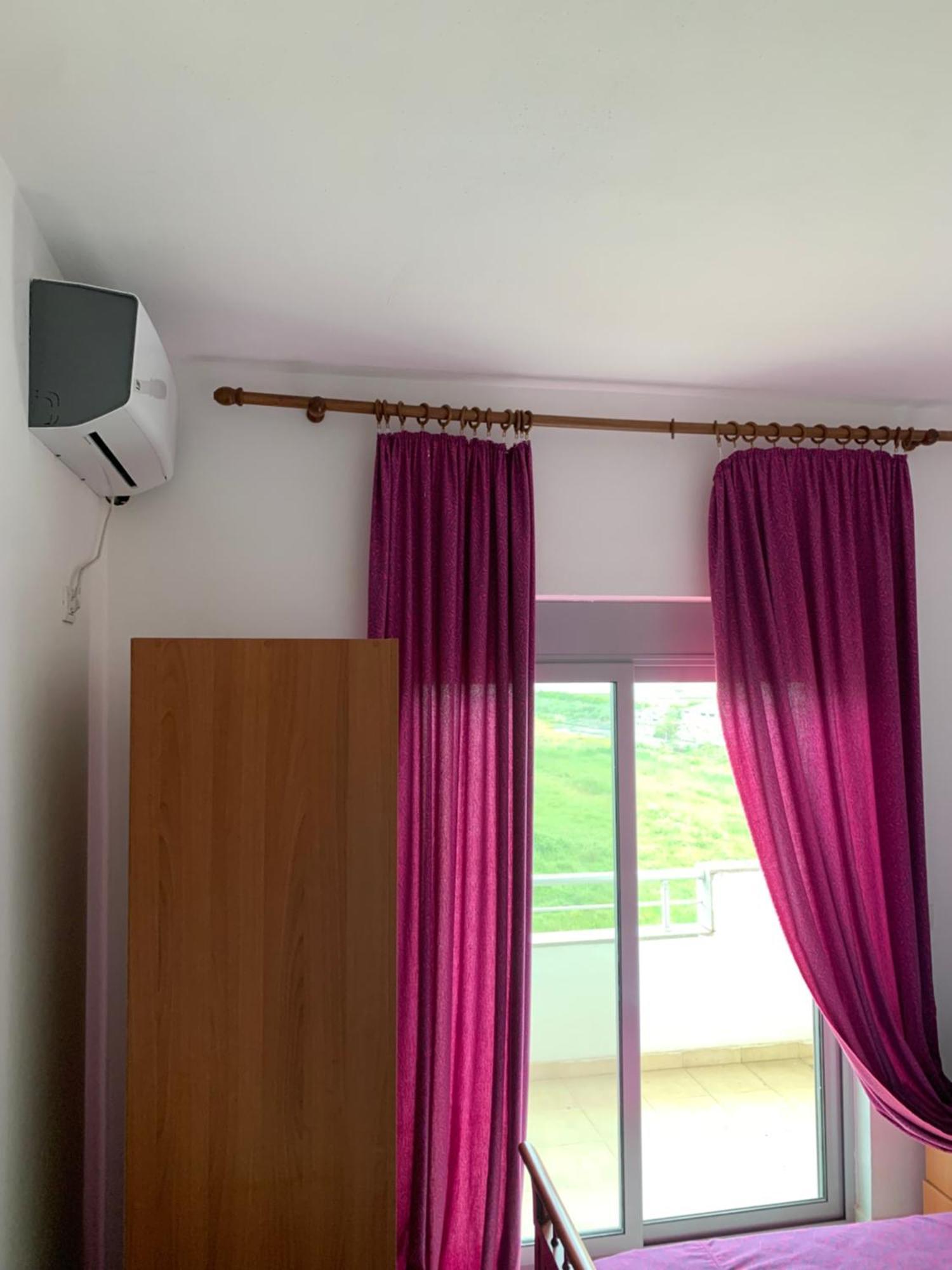 Risus Hotel Golem  Zewnętrze zdjęcie