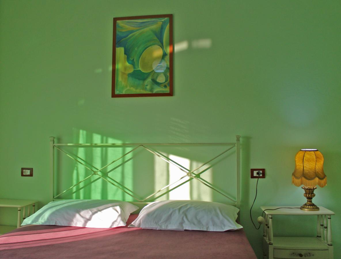 Risus Hotel Golem  Zewnętrze zdjęcie