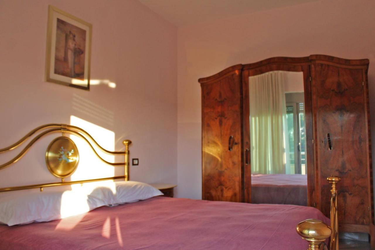 Risus Hotel Golem  Zewnętrze zdjęcie