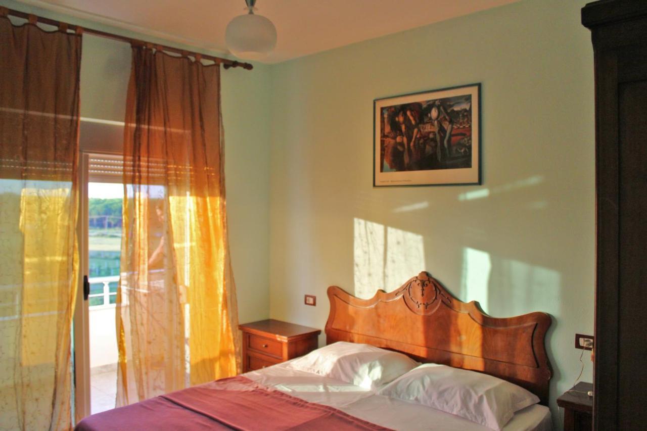 Risus Hotel Golem  Zewnętrze zdjęcie